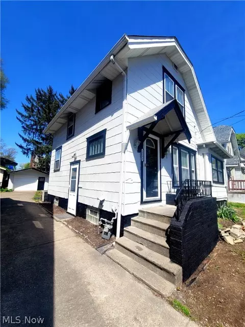 1133 Brant Ave NW, Canton, OH 44708 photo 2