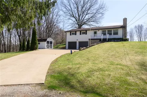 6770 Skylane St NW, North Canton, OH 44720