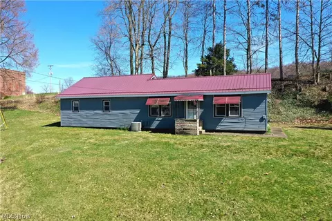 Exterior - 105 School Hl, Killbuck, OH 44637 photo 6 of 6