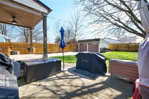 Exterior - 8019 Essen Ave, Parma, OH 44129 photo 6 of 6