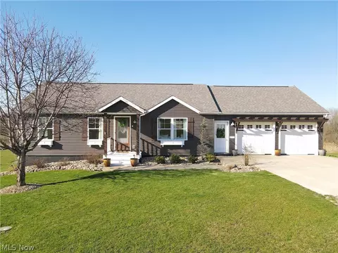 68890 Hammond Rd, Saint Clairsville, OH 43950