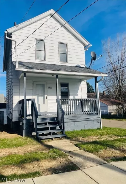 2031 13th St SW, Akron, OH 44314