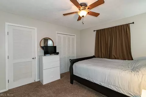 Bedroom - 1830 Maple St, Wickliffe, OH 44092 photo 5 of 9