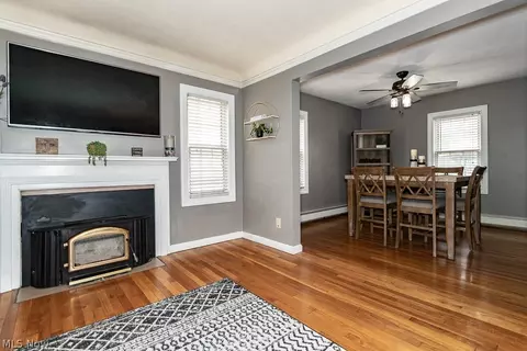 Living - 1830 Maple St, Wickliffe, OH 44092 photo 5 of 5