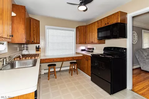 Kitchen - 1830 Maple St, Wickliffe, OH 44092 photo 2 of 5
