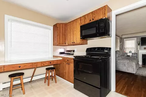 Kitchen - 1830 Maple St, Wickliffe, OH 44092 photo 4 of 5