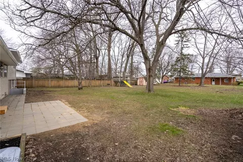 Exterior - 1606 Tower Blvd, Lorain, OH 44053 photo 5 of 12