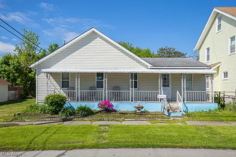 1426 Reid Ave, Lorain, OH 44052