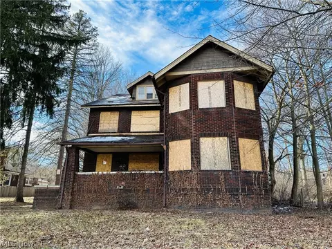1904 Cordova Ave, Youngstown, OH 44504