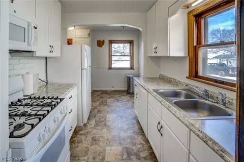 Kitchen - 7600 Spring Garden Rd, Parma, OH 44129 photo 1 of 4