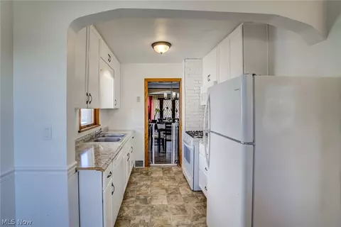 Kitchen - 7600 Spring Garden Rd, Parma, OH 44129 photo 2 of 4