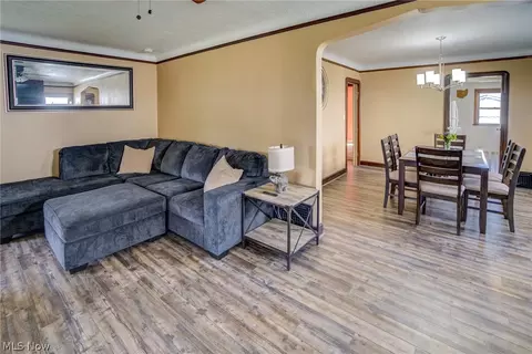 Living - 7600 Spring Garden Rd, Parma, OH 44129 photo 3 of 4