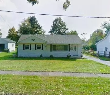 1701 Ridgewood Dr, Salem, OH 44460