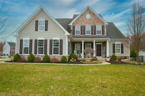 1483 Brentfield Dr, Wadsworth, OH 44281