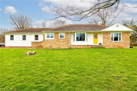 35615 Chestnut Ridge Rd, North Ridgeville, OH 44039