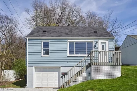 205 First St, Wadsworth, OH 44281
