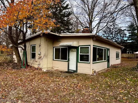 1575 Bradley Rd, Westlake, OH 44145