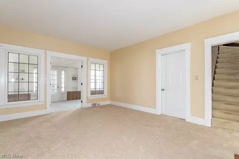 Living - 171 E 264th St, Euclid, OH 44132 photo 6 of 6