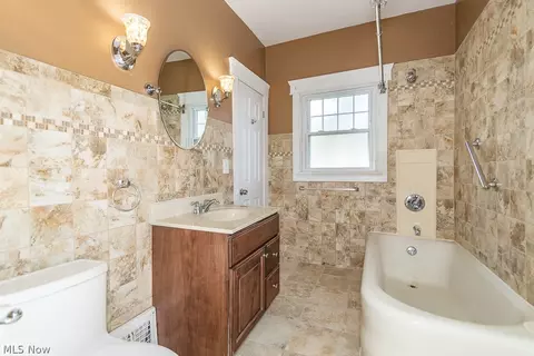 Bath - 171 E 264th St, Euclid, OH 44132 photo 1 of 6