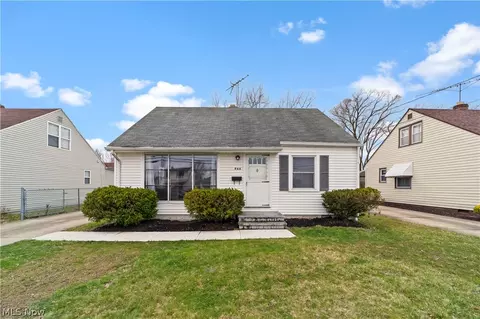 966 Worden Rd, Wickliffe, OH 44092
