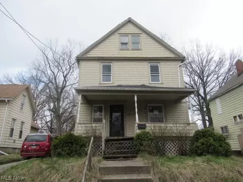 701 Kling St, Akron, OH 44311