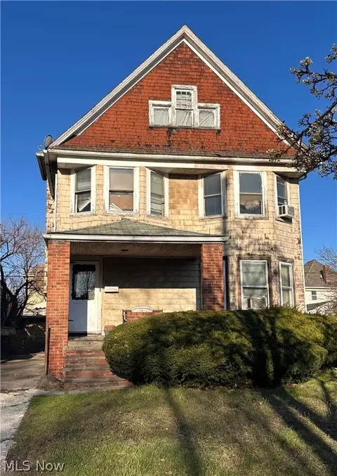 1212 E 114th St, Cleveland, OH 44108