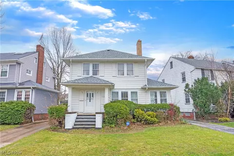 1119 Cleveland Heights Blvd, Cleveland Heights, OH 44121