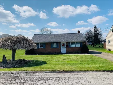769 Whipple Ave, Campbell, OH 44405