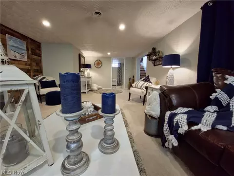 Living - 1681 Rush Rd, Wickliffe, OH 44092 photo 5 of 5