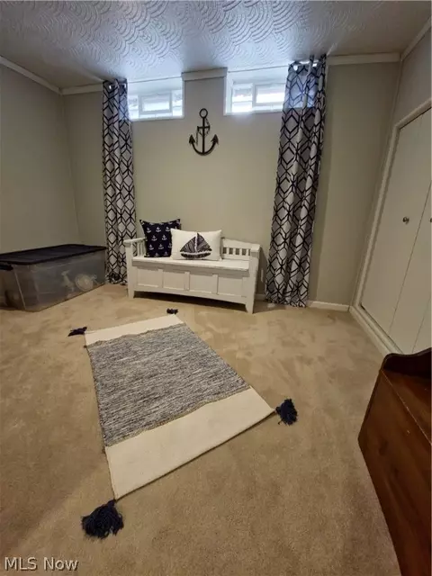 Living - 1681 Rush Rd, Wickliffe, OH 44092 photo 4 of 5