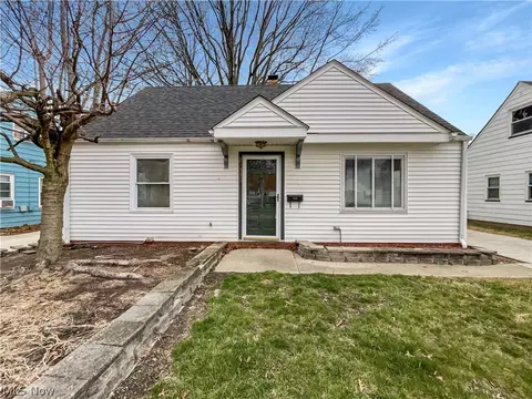 23337 Roger Dr, Euclid, OH 44123