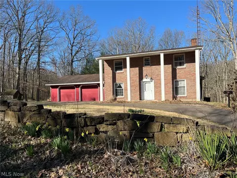 108 Township Road 216a, Richmond, OH 43944