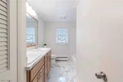 Bath - 25005 W Egypt Rd, Minerva, OH 44657 photo 1 of 1