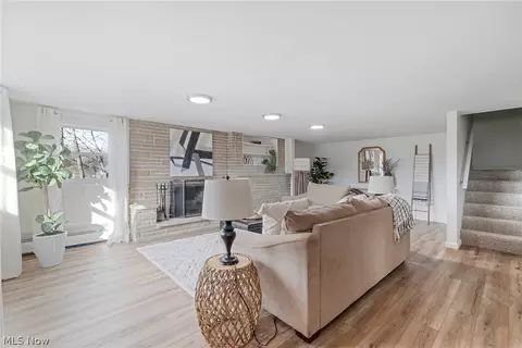 Living - 25005 W Egypt Rd, Minerva, OH 44657 photo 1 of 6