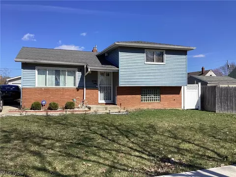 18817 Garden Blvd, Cleveland, OH 44128