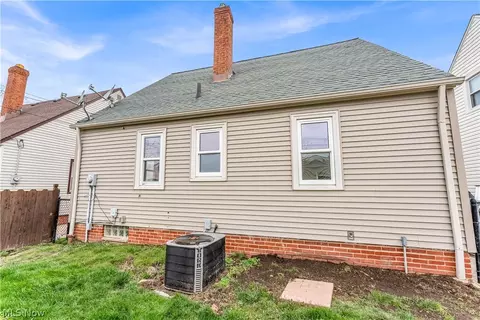 Exterior - 8317 Ivandale Dr, Parma, OH 44129 photo 2 of 4