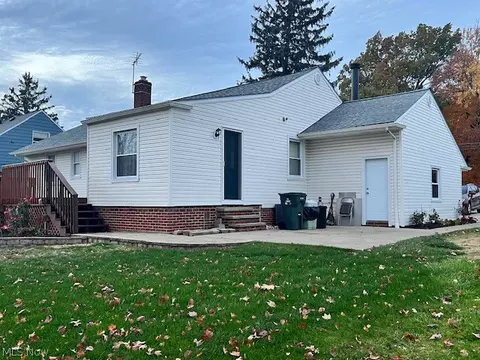 Exterior - 3716 E Wallings Rd, Broadview Heights, OH 44147 photo 3 of 3