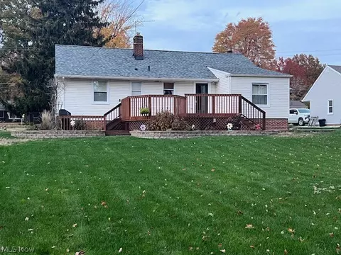 Exterior - 3716 E Wallings Rd, Broadview Heights, OH 44147 photo 2 of 3