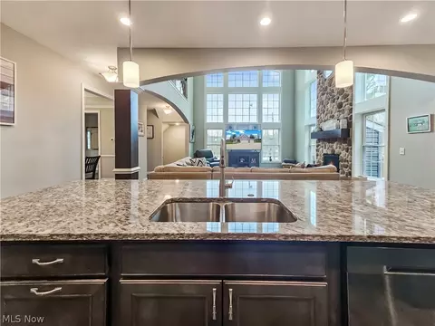 Kitchen - 2496 Dodd Rd, Willoughby Hills, OH 44094 photo 4 of 5