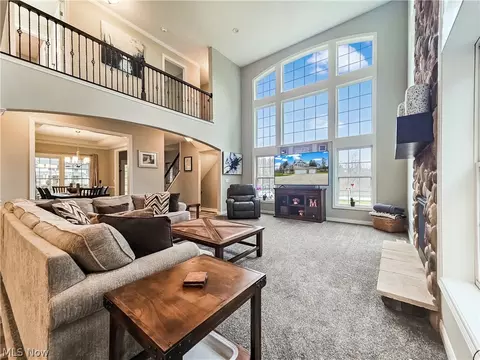 Living - 2496 Dodd Rd, Willoughby Hills, OH 44094 photo 4 of 6