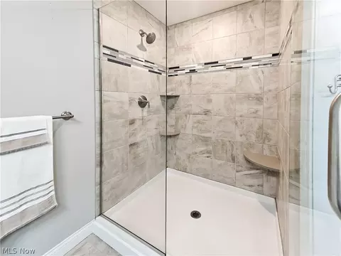 Bath - 2496 Dodd Rd, Willoughby Hills, OH 44094 photo 4 of 6