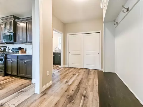 Entry Way - 2496 Dodd Rd, Willoughby Hills, OH 44094 photo 3 of 6