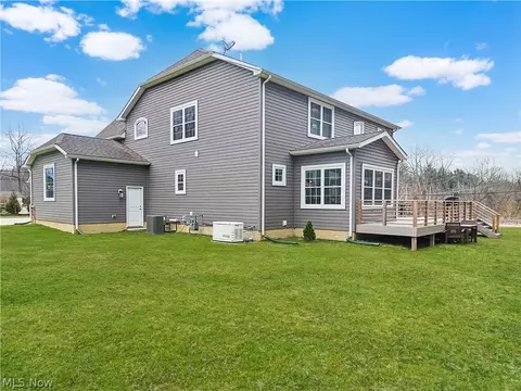 Exterior - 2496 Dodd Rd, Willoughby Hills, OH 44094 photo 8 of 9
