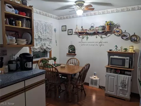 8006 Essen Ave, Parma, OH 44129 photo 7
