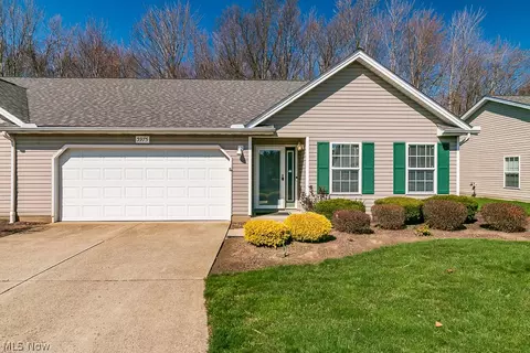 3975 Mallard Bay #11, Perry, OH 44081