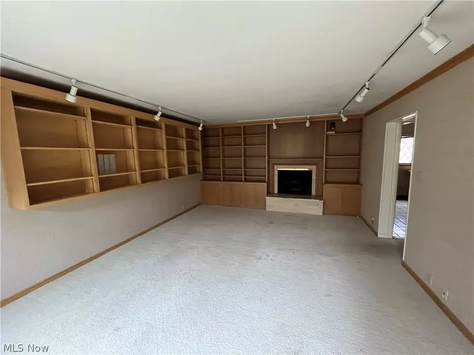 1020 Garman Rd, Akron, OH 44313 15 Photos Movoto