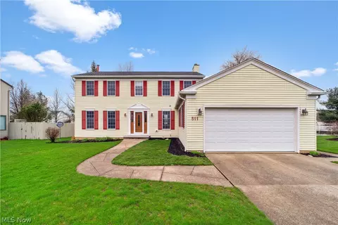 511 Foxborough Dr, Brunswick, OH 44212