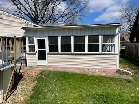 Exterior - 357 Ewing Rd, Youngstown, OH 44512 photo 5 of 6