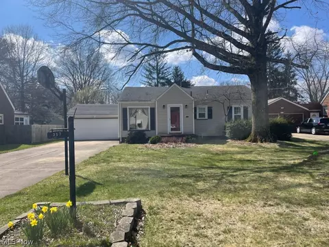 Exterior - 357 Ewing Rd, Youngstown, OH 44512 photo 2 of 6