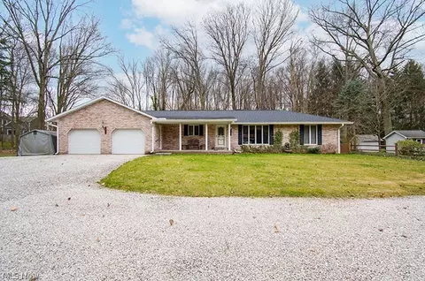 3636 Orion St NW, North Canton, OH 44720